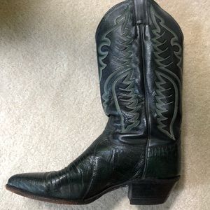 More pics of Vintage Green Justin boots